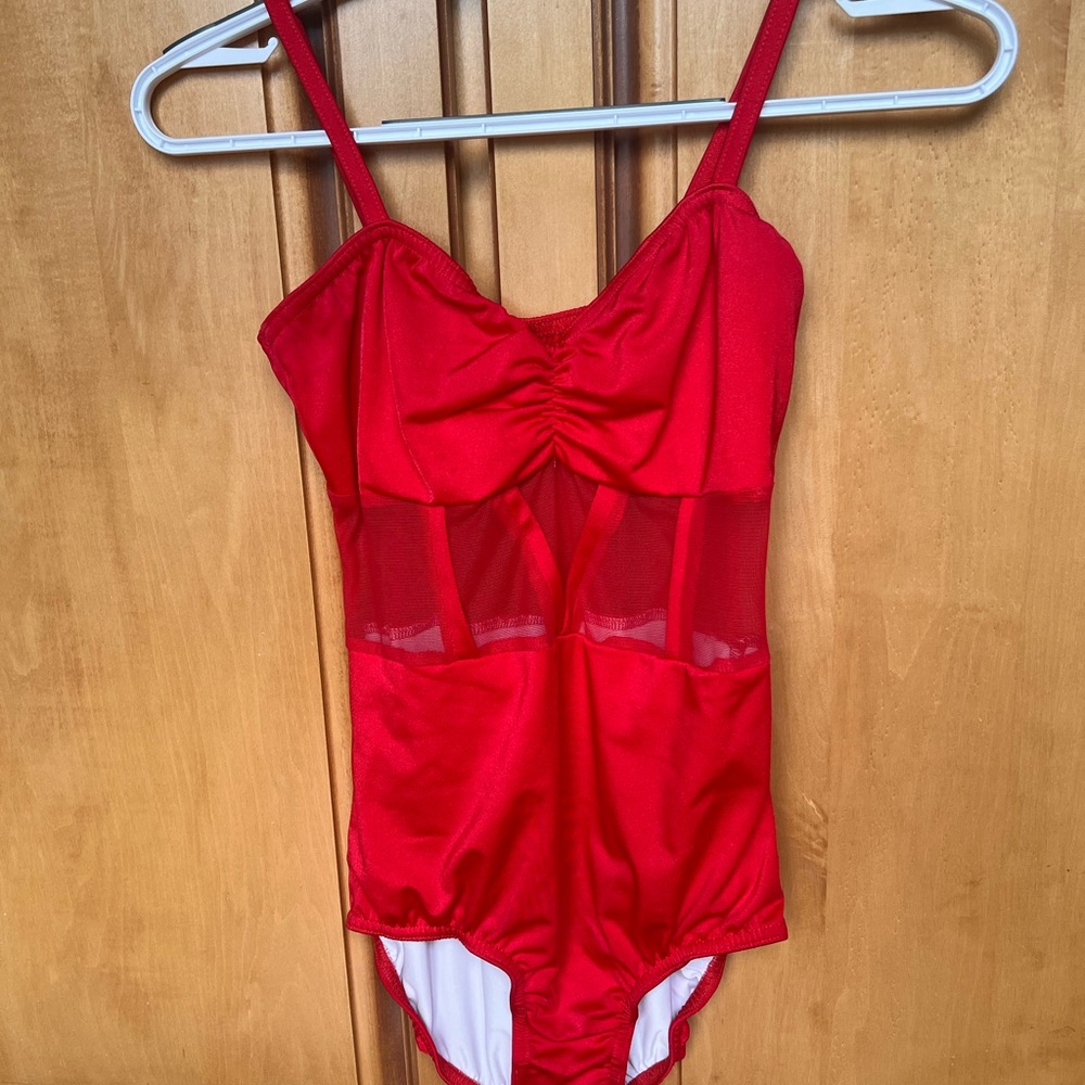 Kelle Red Dance costume- leotard/shorts, adult small - Picture 2 of 9